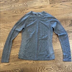 Figs Heather Gray Long Sleeve Women's Top